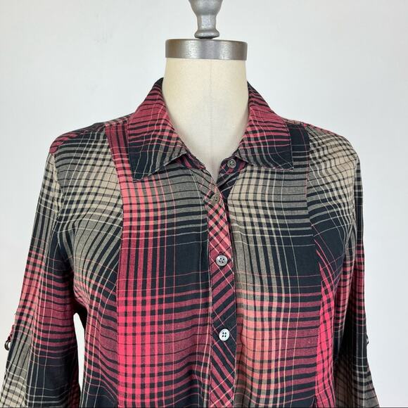 Joie Plaid Button Front Top - Picture 3 of 7